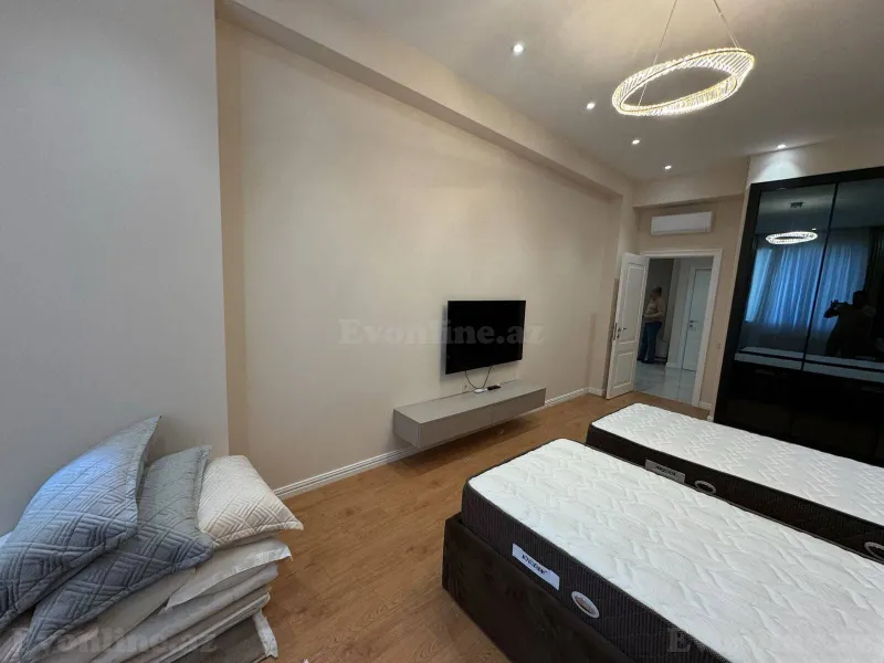 Kirayə verilir 3 otaqlı Mənzil Yeni tikili 160 m² Nizami m. - şəkil 10