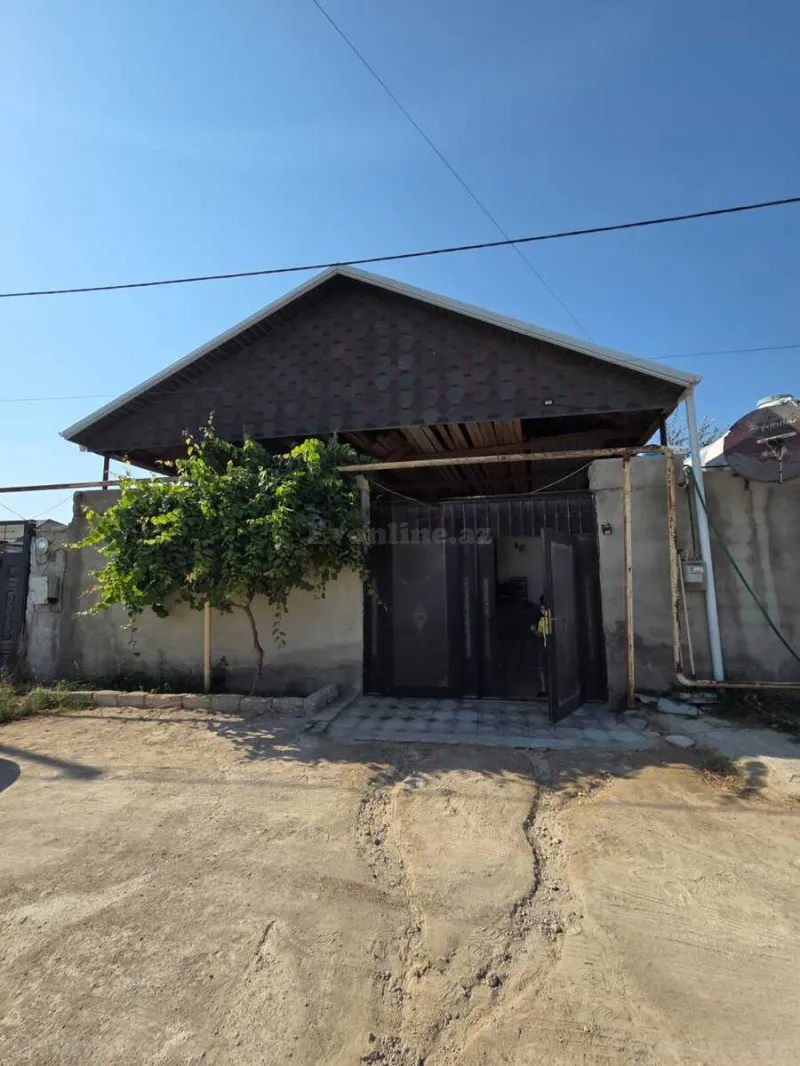 3 otaqlı Həyət evi 120 m² Binə Satılır