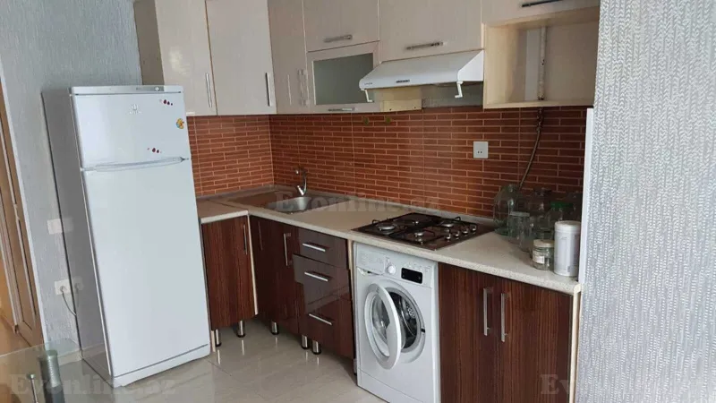 Satılır 2 otaqlı Mənzil Köhnə tikili 51 m² Binəqədi r. - şəkil 26