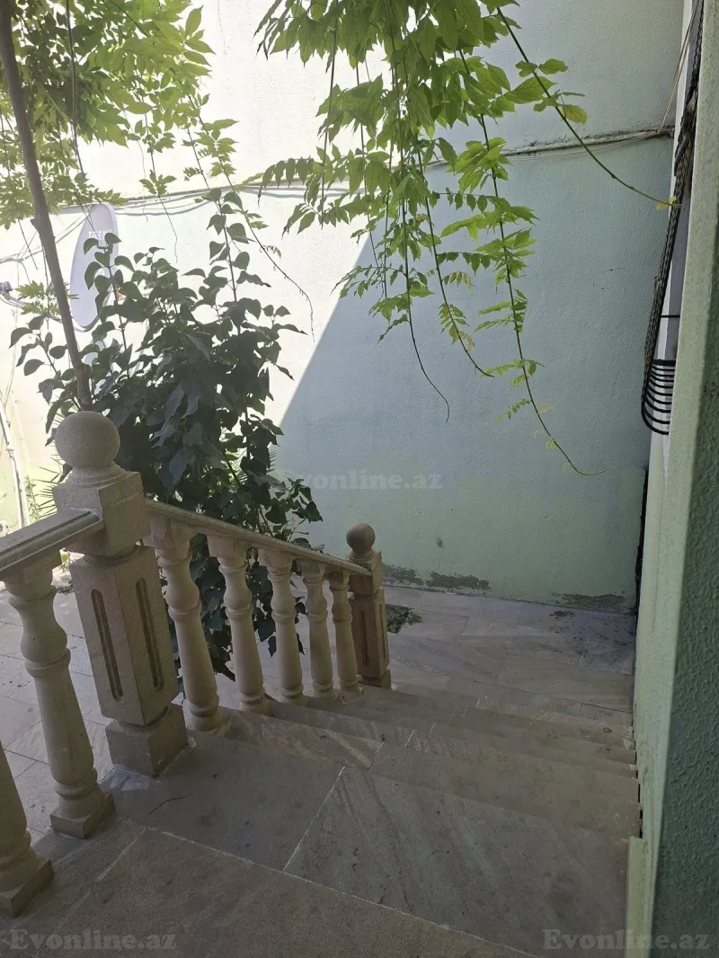 3 otaqlı Həyət evi 100 m² Biləcəri Satılır