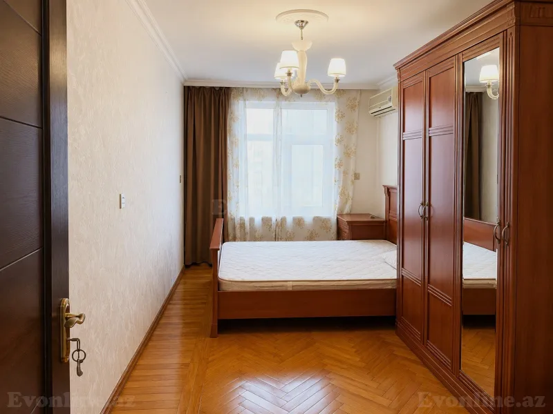 Satılır 3 otaqlı Mənzil Köhnə tikili 75 m² Elmlər Akademiyası m. - şəkil 3