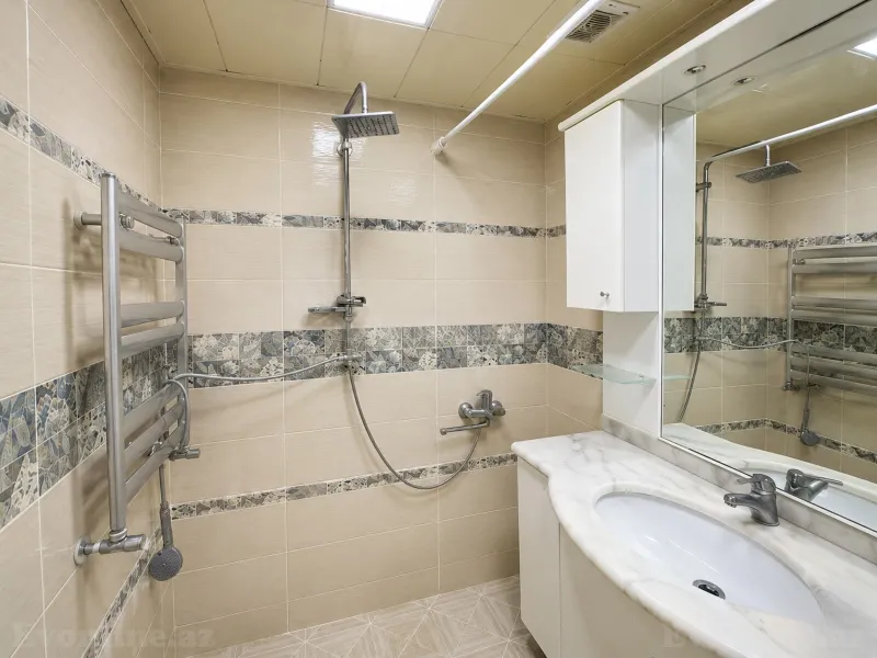 Satılır 3 otaqlı Mənzil Köhnə tikili 75 m² Elmlər Akademiyası m. - şəkil 7