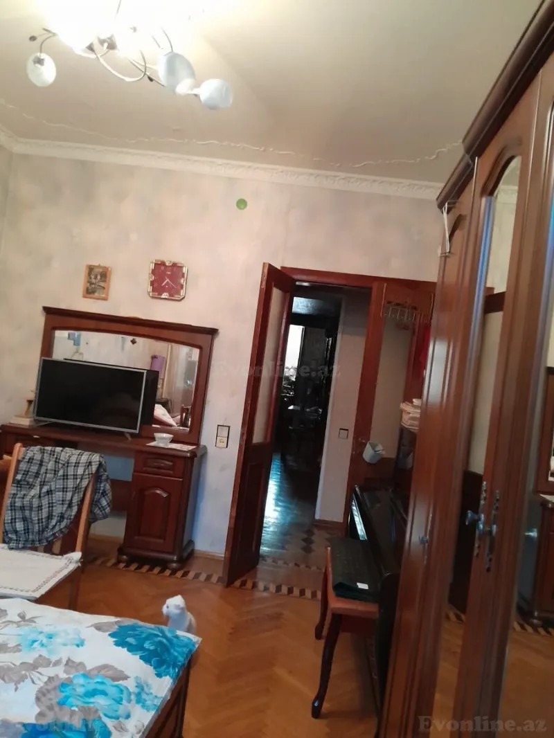 Satılır 5 otaqlı Mənzil Köhnə tikili 110 m² Nərimanov r. - şəkil 10