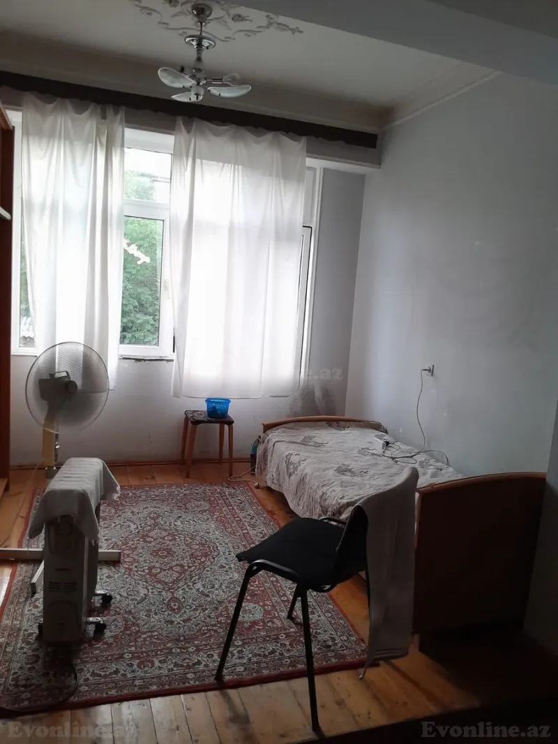 Satılır 5 otaqlı Mənzil Köhnə tikili 110 m² Nərimanov r. - şəkil 15