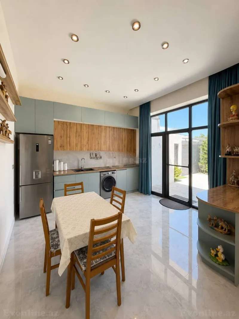 Satılır 4 otaqlı Həyət evi 170 m² Şüvəlan - şəkil 11