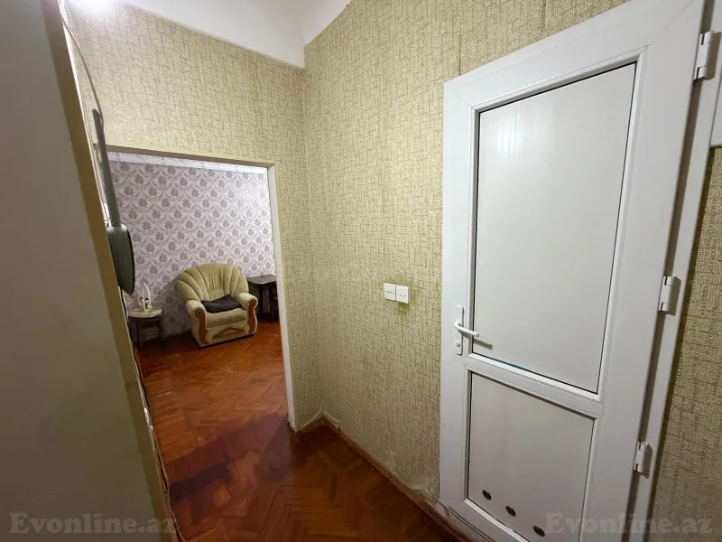 Satılır 1 otaqlı Mənzil Köhnə tikili 30 m² Neftçilər m. - şəkil 5