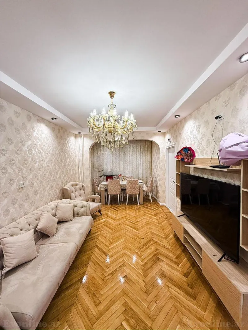 3 otaqlı Mənzil 65 m² Memar Əcəmi m. Satılır