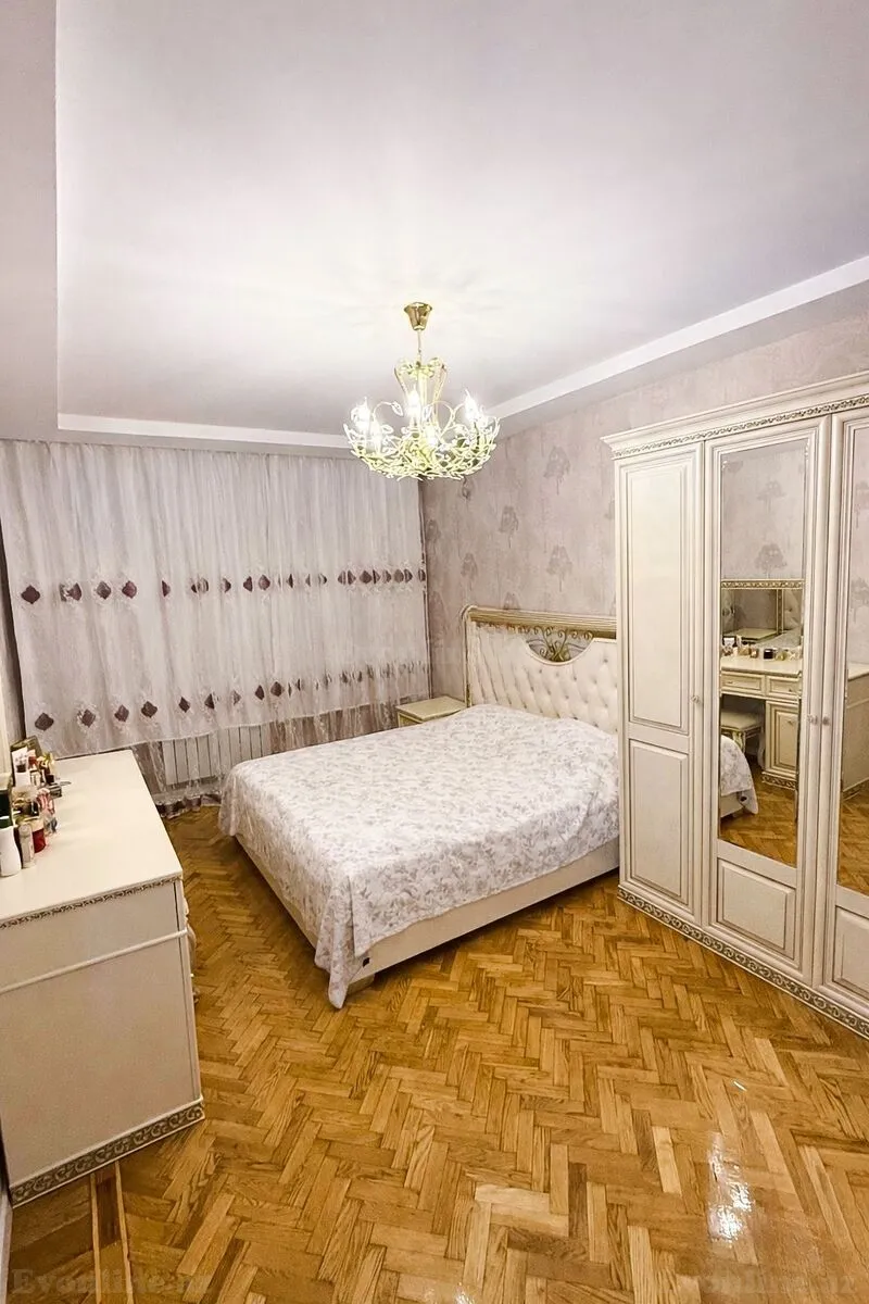 Satılır 3 otaqlı Mənzil Köhnə tikili 65 m² Memar Əcəmi m. - şəkil 4