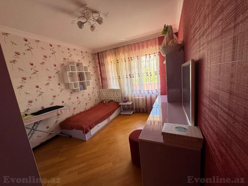 Satılır 5 otaqlı Mənzil Köhnə tikili 120 m² Qara Qarayev m. - şəkil 5