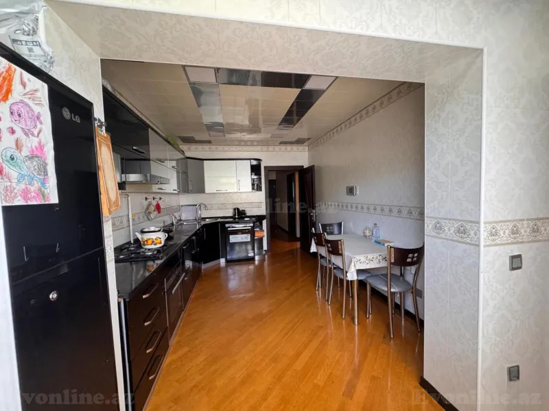 Satılır 5 otaqlı Mənzil Köhnə tikili 120 m² Qara Qarayev m. - şəkil 9