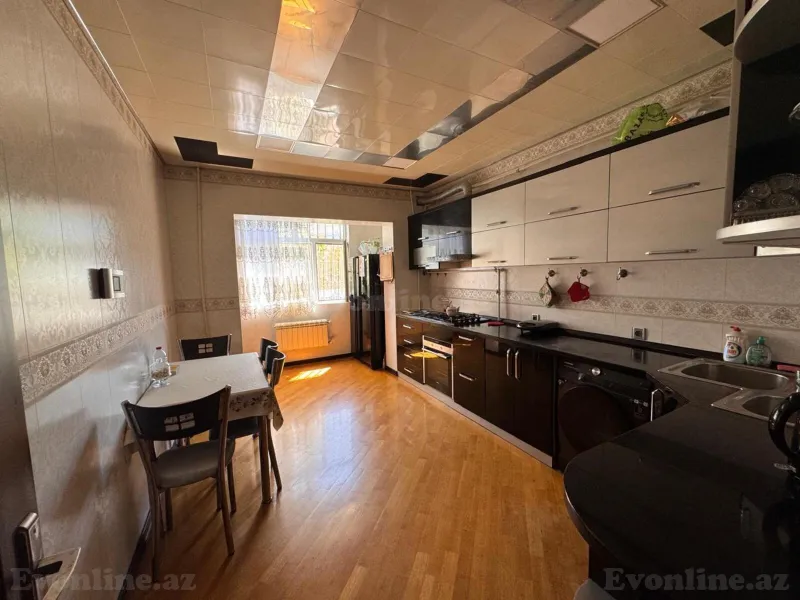 Satılır 5 otaqlı Mənzil Köhnə tikili 120 m² Qara Qarayev m. - şəkil 10