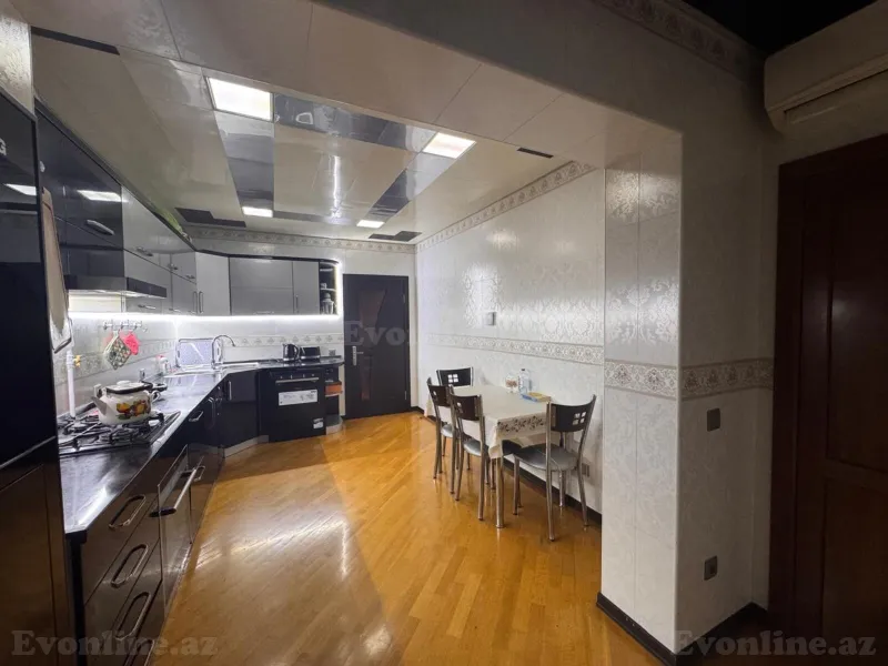 Satılır 5 otaqlı Mənzil Köhnə tikili 120 m² Qara Qarayev m. - şəkil 18