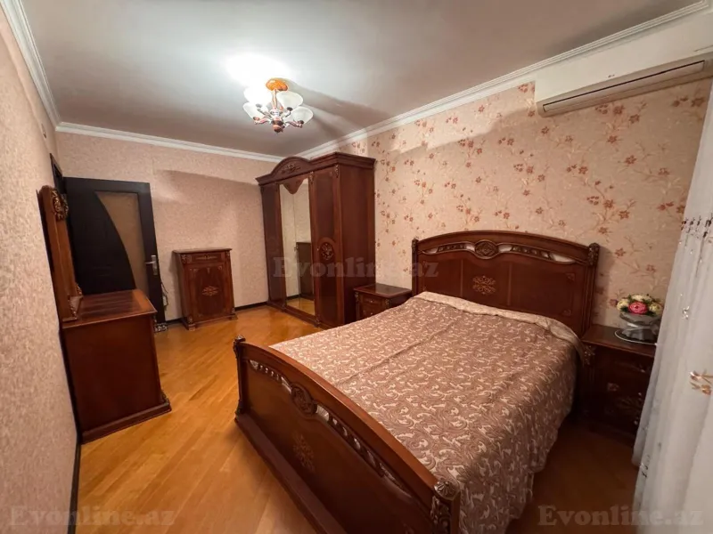 Satılır 5 otaqlı Mənzil Köhnə tikili 120 m² Qara Qarayev m. - şəkil 28