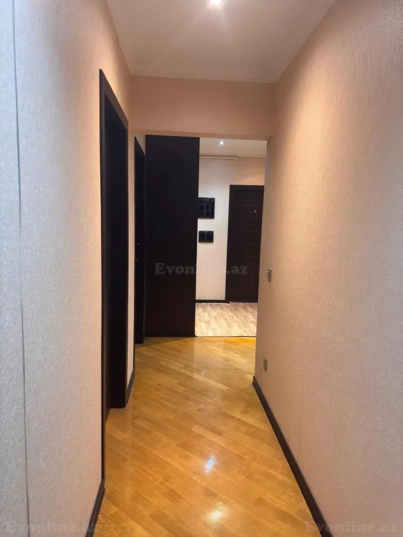 Satılır 5 otaqlı Mənzil Köhnə tikili 120 m² Qara Qarayev m. - şəkil 29