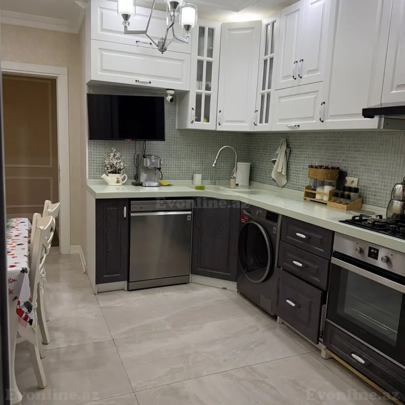 Satılır 3 otaqlı Mənzil Köhnə tikili 100 m² Nərimanov r. - şəkil 5