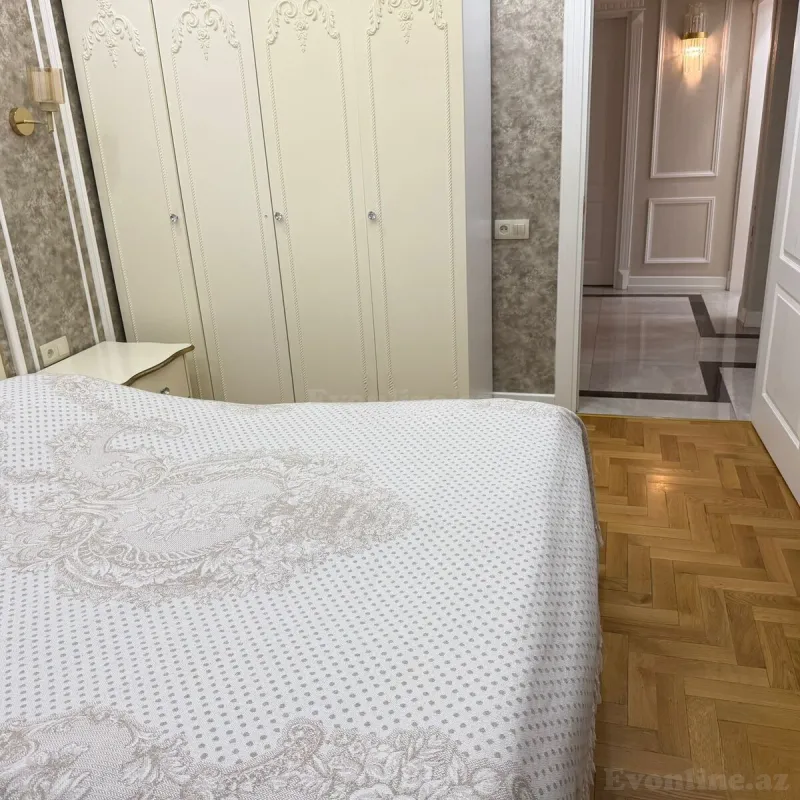 Satılır 3 otaqlı Mənzil Köhnə tikili 100 m² Nərimanov r. - şəkil 8