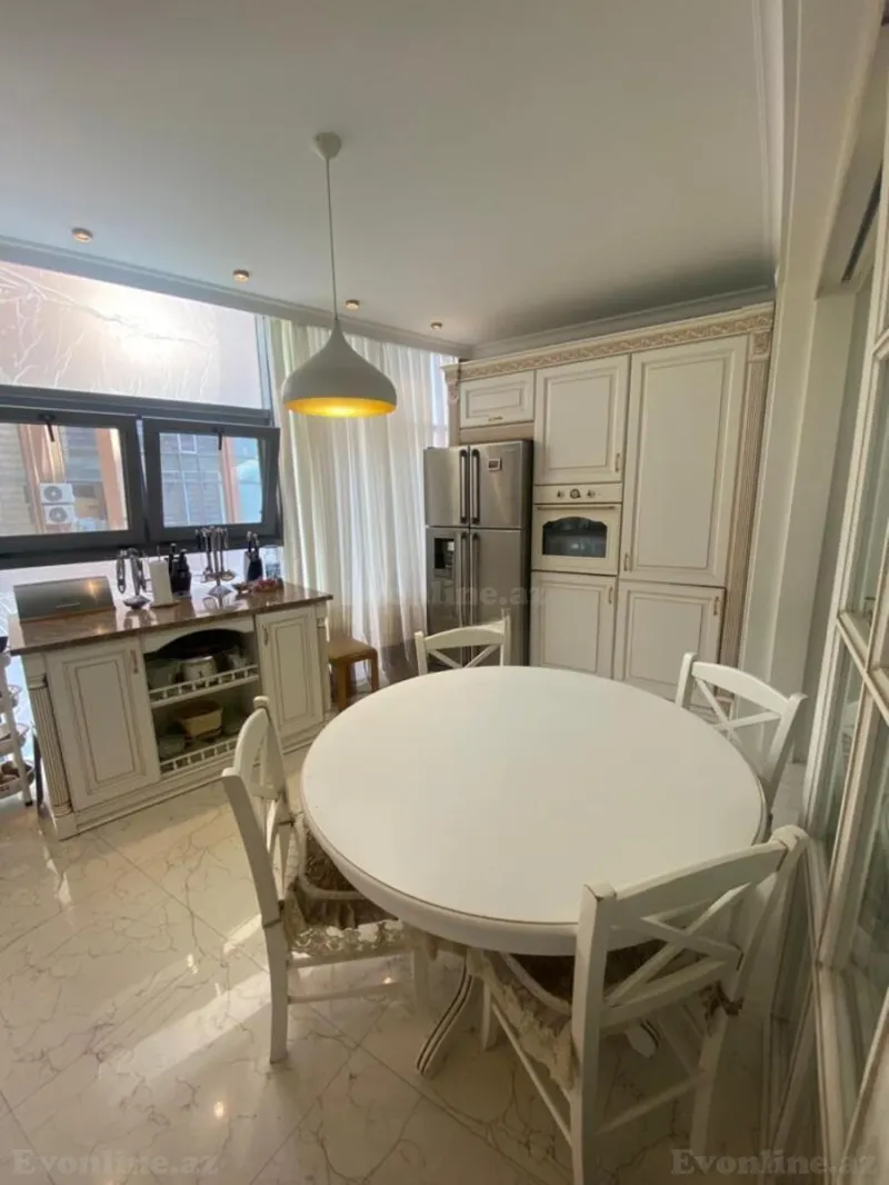 Satılır 4 otaqlı Mənzil Yeni tikili 170 m² Yasamal - şəkil 12