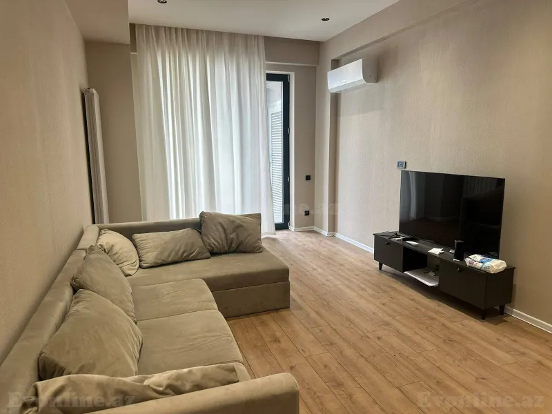 2 otaqlı Mənzil 117.2 m² Koroğlu m. Satılır