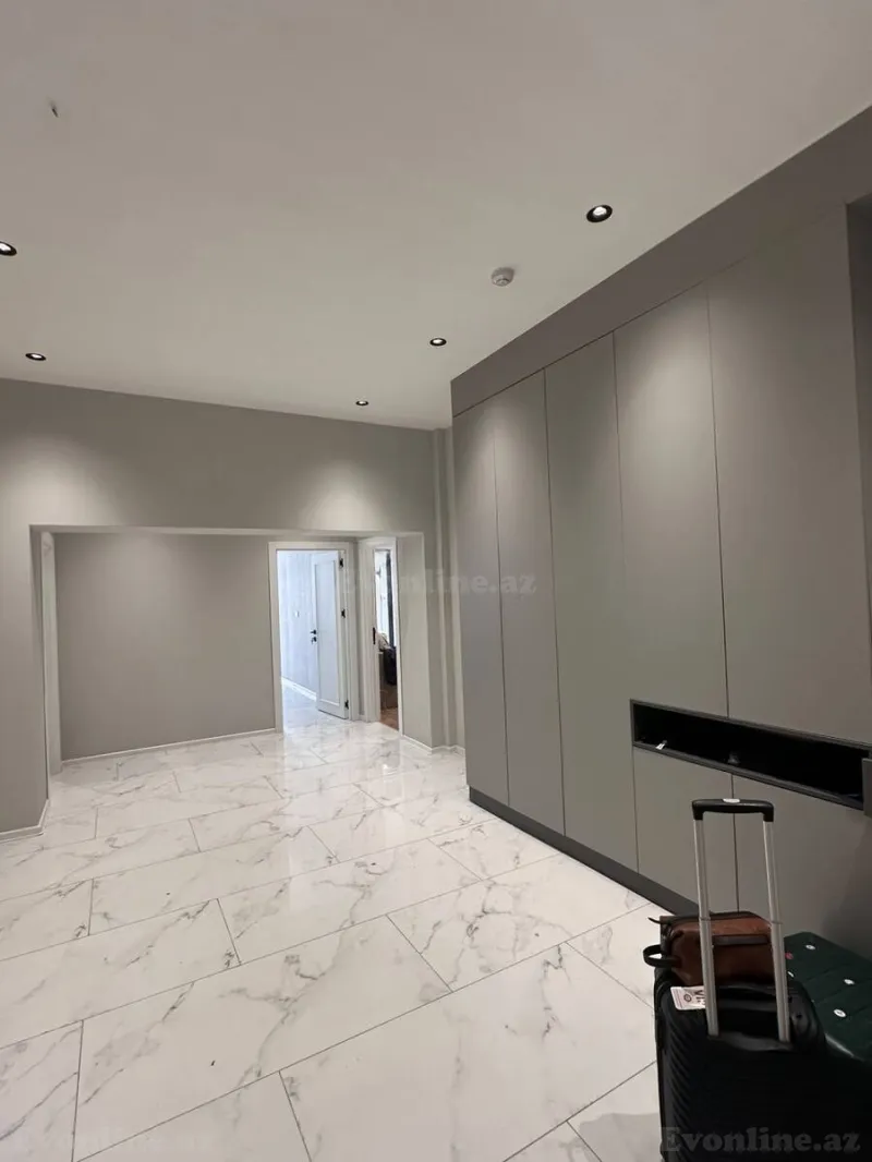 Satılır 2 otaqlı Mənzil Yeni tikili 117.2 m² Koroğlu m. - şəkil 4
