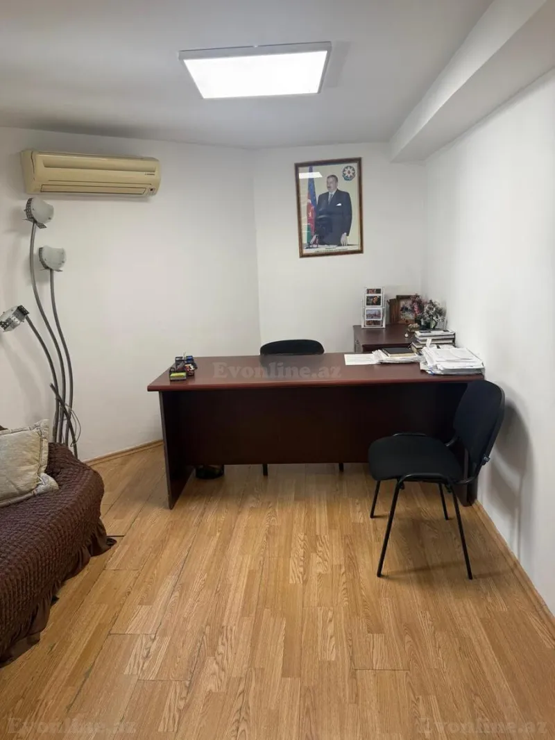 2 otaqlı Ofis 68 m² Sahil m. Kirayə verilir