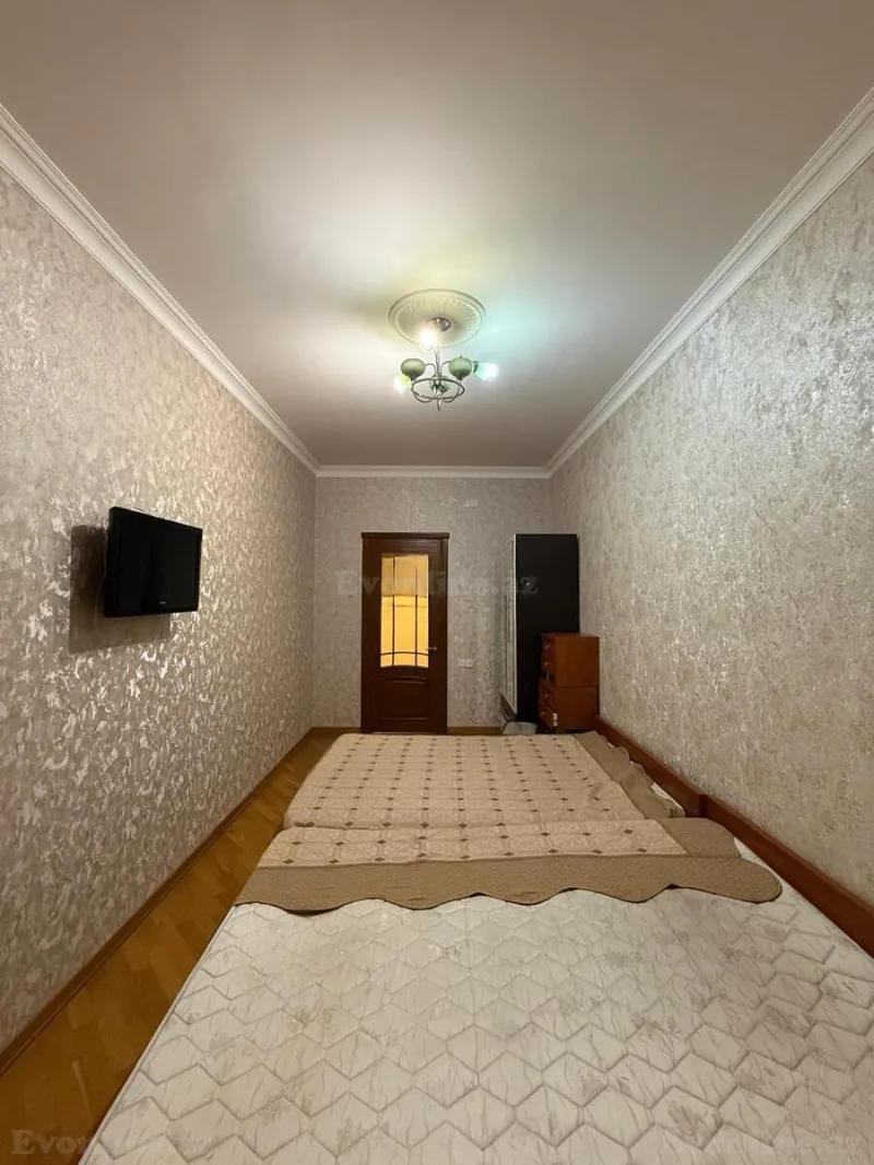Kirayə verilir 7 otaqlı Mənzil Yeni tikili 340 m² Elmlər Akademiyası m. - şəkil 17