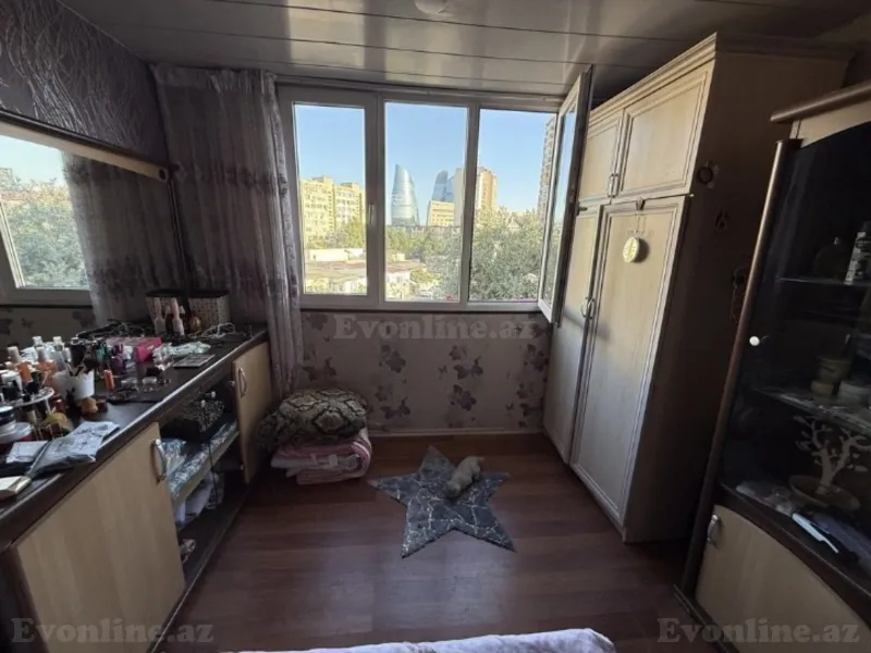 Satılır 1 otaqlı Mənzil Köhnə tikili 40 m² Yasamal r. - şəkil 4