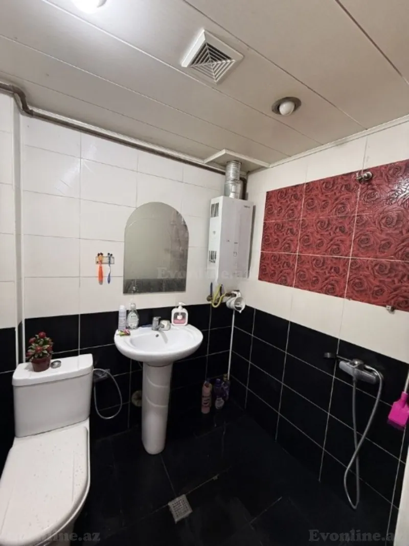 Satılır 1 otaqlı Mənzil Köhnə tikili 40 m² Yasamal r. - şəkil 8