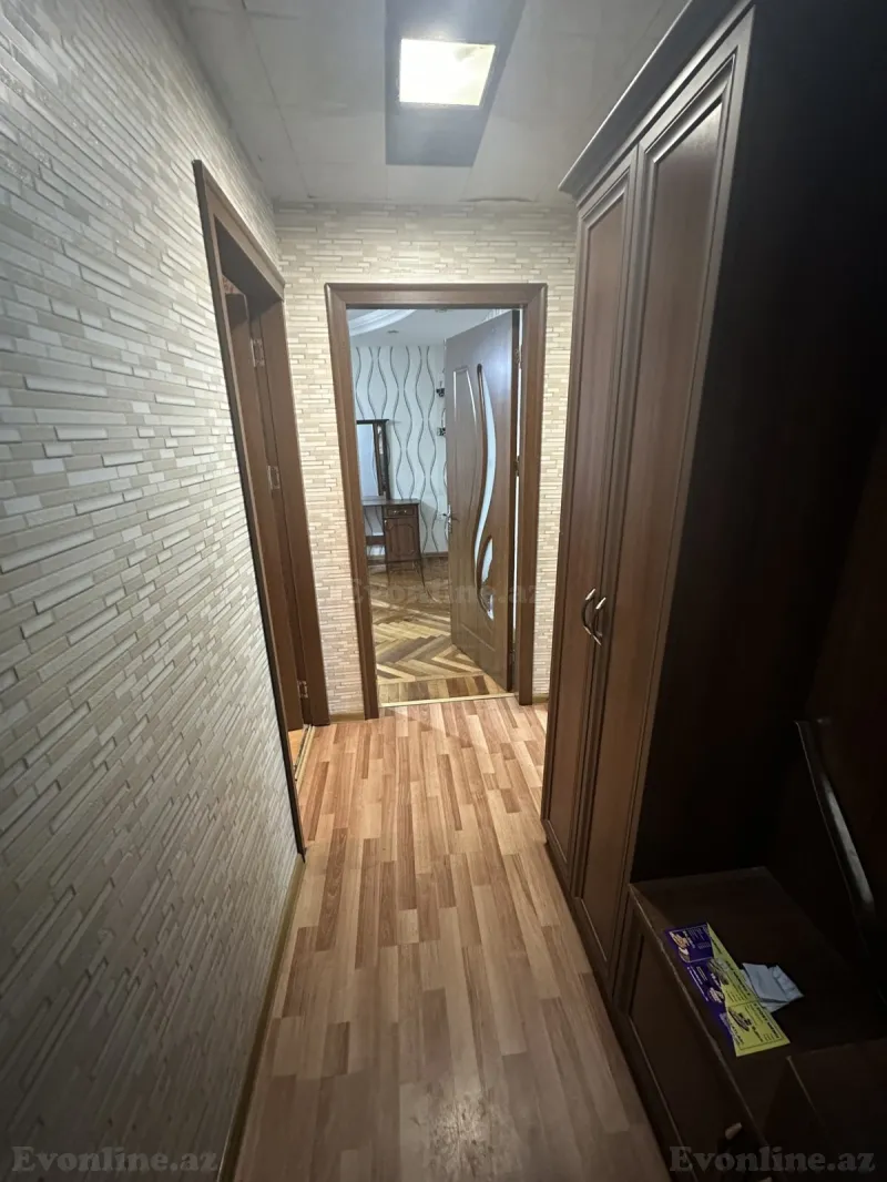 Satılır 3 otaqlı Mənzil Köhnə tikili 70 m² Qara Qarayev m. - şəkil 12