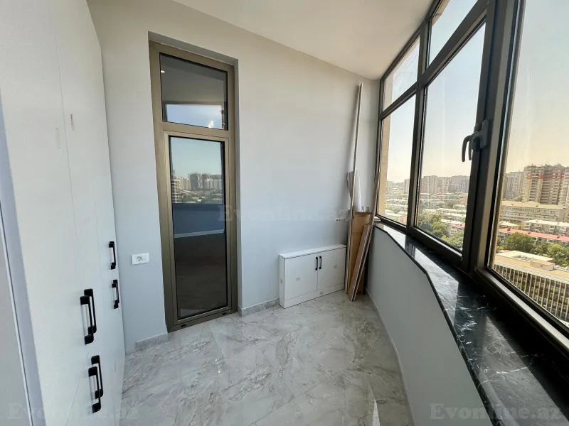 Kirayə verilir 4 otaqlı Mənzil Yeni tikili 220 m² Nizami m. - şəkil 17