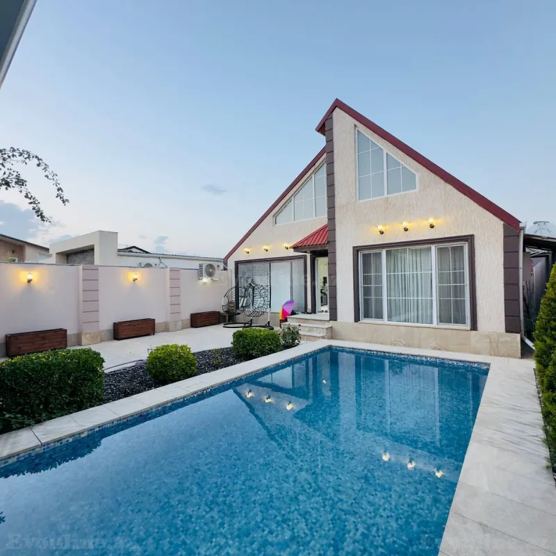 3 otaqlı Həyət evi 150 m² Mərdəkan Satılır