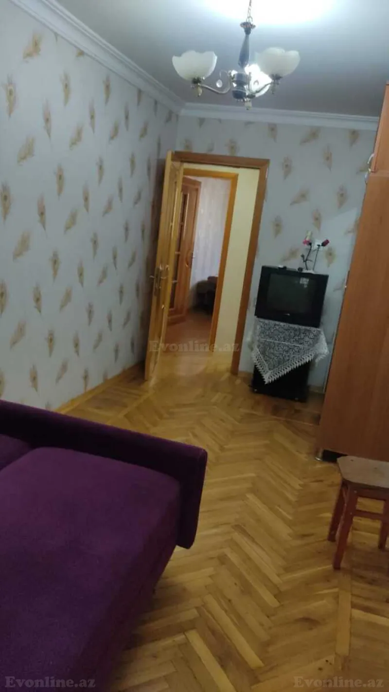 Kirayə verilir 2 otaqlı Mənzil Köhnə tikili 50 m² Neftçilər m. - şəkil 4