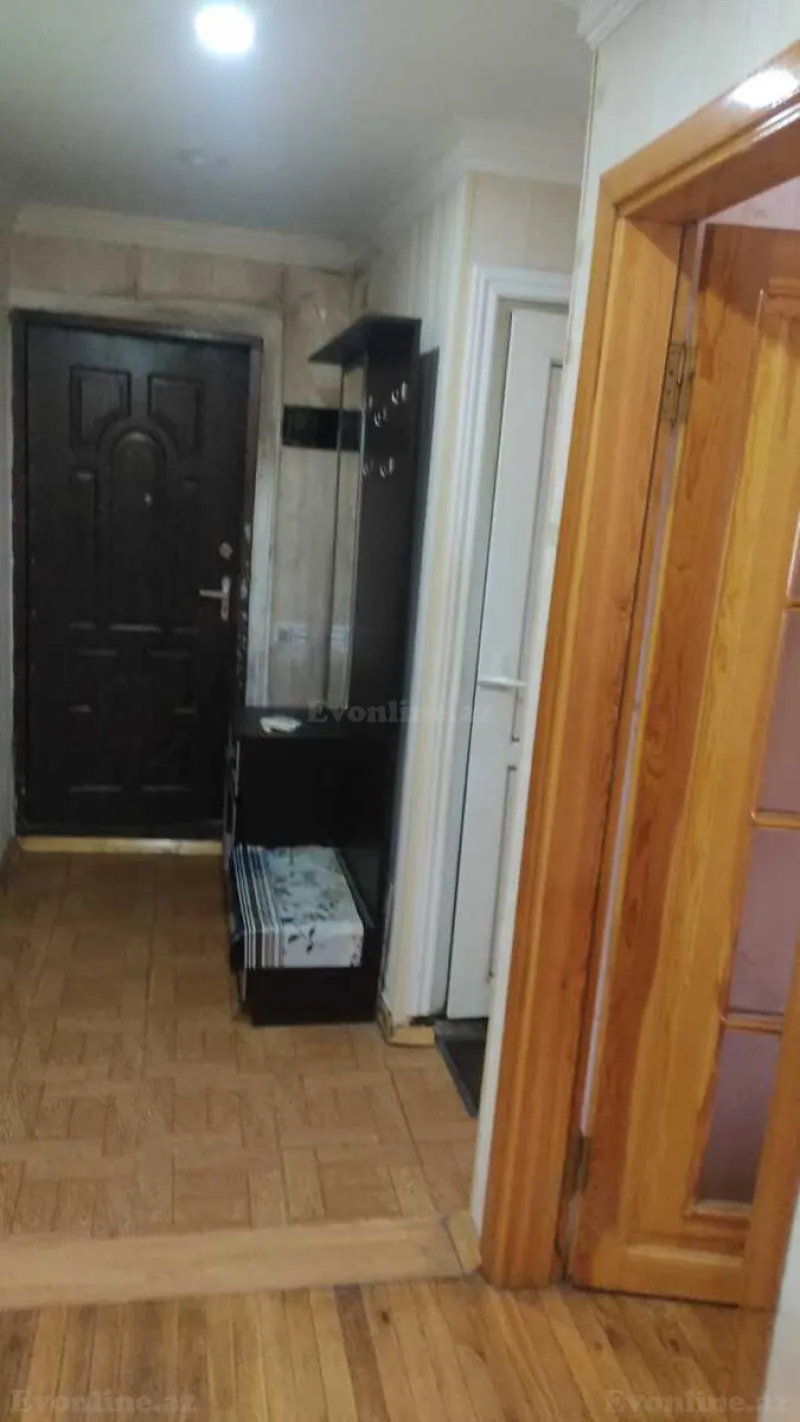 Kirayə verilir 2 otaqlı Mənzil Köhnə tikili 50 m² Neftçilər m. - şəkil 9
