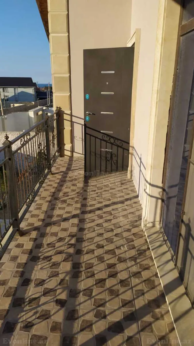 Satılır 6 otaqlı Həyət evi 160 m² Novxanı - şəkil 13