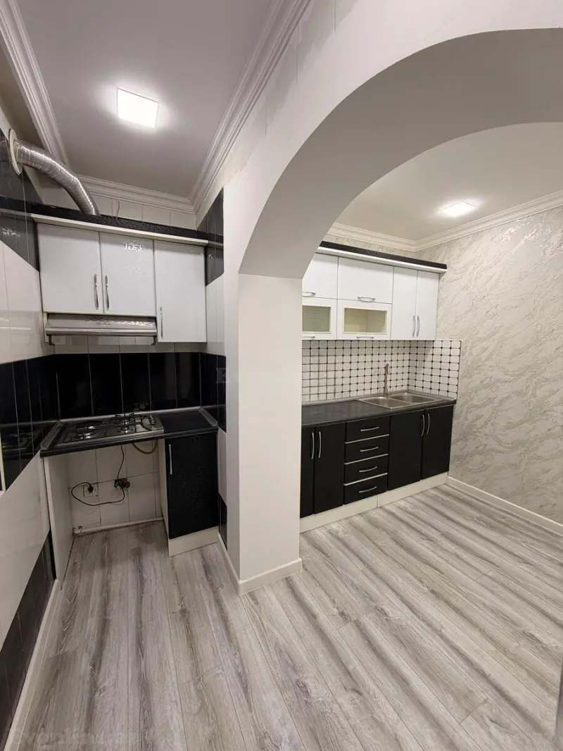 Satılır 1 otaqlı Mənzil Köhnə tikili 40 m² Azadlıq prospekti m. - şəkil 20