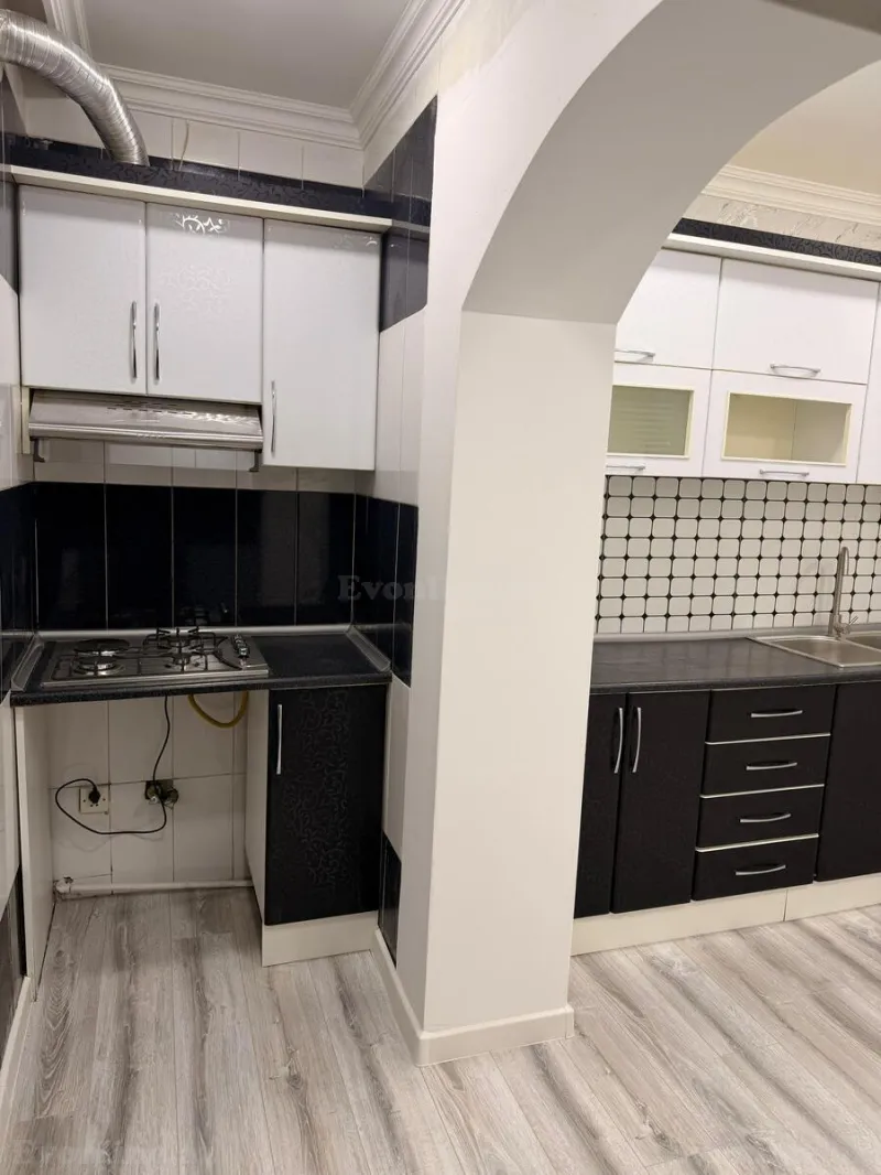 Satılır 1 otaqlı Mənzil Köhnə tikili 40 m² Azadlıq prospekti m. - şəkil 21