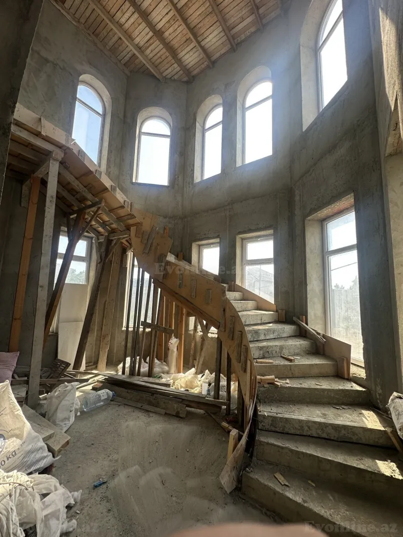 Satılır 8 otaqlı Həyət evi 330 m² Zirə - şəkil 8