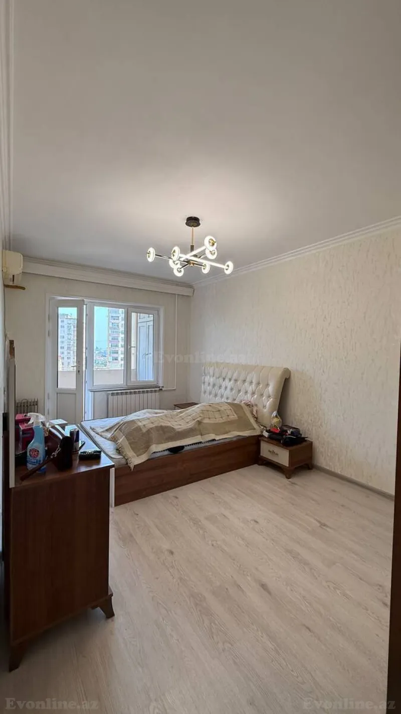Satılır 3 otaqlı Mənzil Köhnə tikili 90 m² Nəsimi m. - şəkil 2