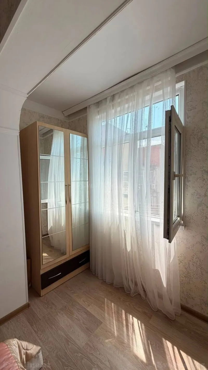 2 otaqlı Mənzil 45 m² Azadlıq prospekti m. Kirayə verilir