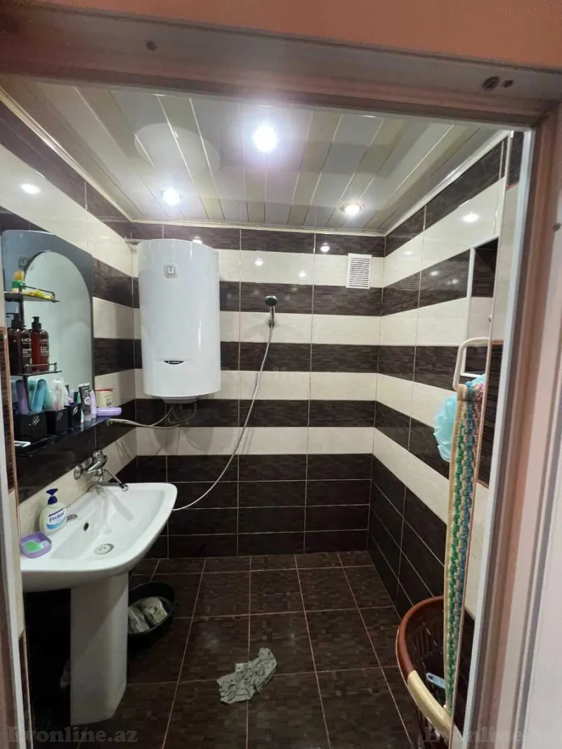 Satılır 3 otaqlı Mənzil Köhnə tikili 80 m² Qara Qarayev m. - şəkil 26