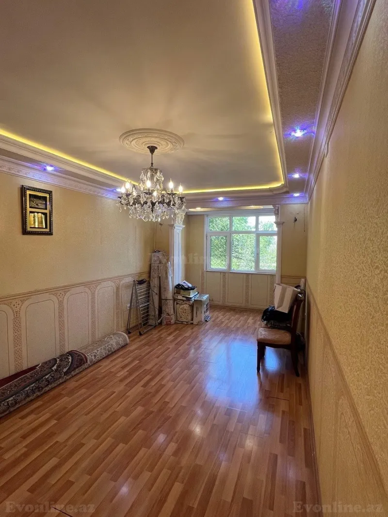 Satılır 4 otaqlı Mənzil Köhnə tikili 100 m² Qara Qarayev m. - şəkil 2