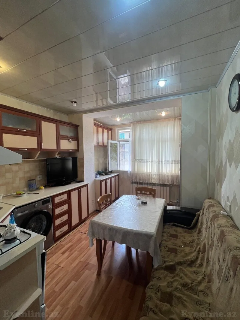 Satılır 4 otaqlı Mənzil Köhnə tikili 100 m² Qara Qarayev m. - şəkil 7