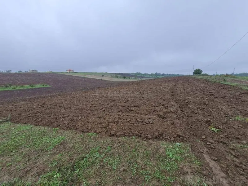 Satılır Torpaq 210 sot Göygöl