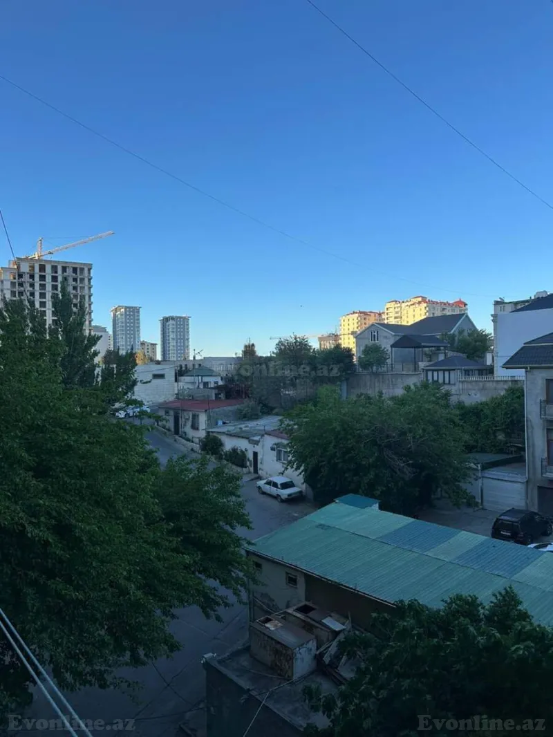 3 otaqlı Mənzil 70 m² 20 Yanvar m. Satılır