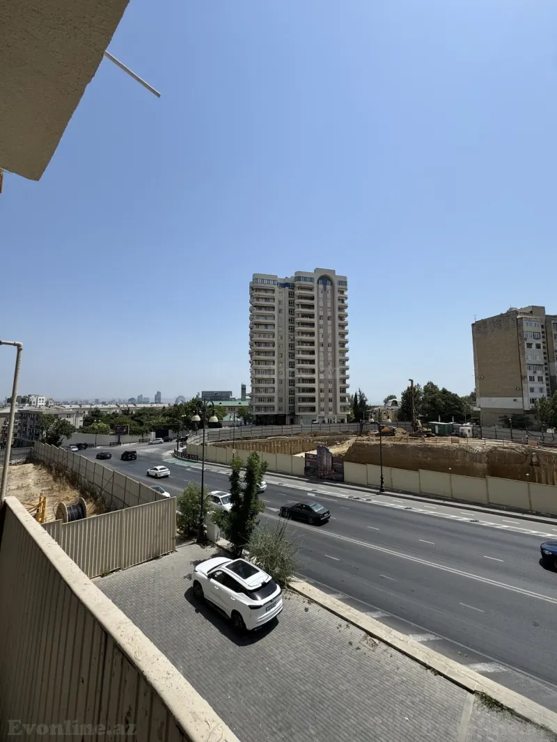 3 otaqlı Mənzil 75 m² Yasamal r. Kirayə verilir
