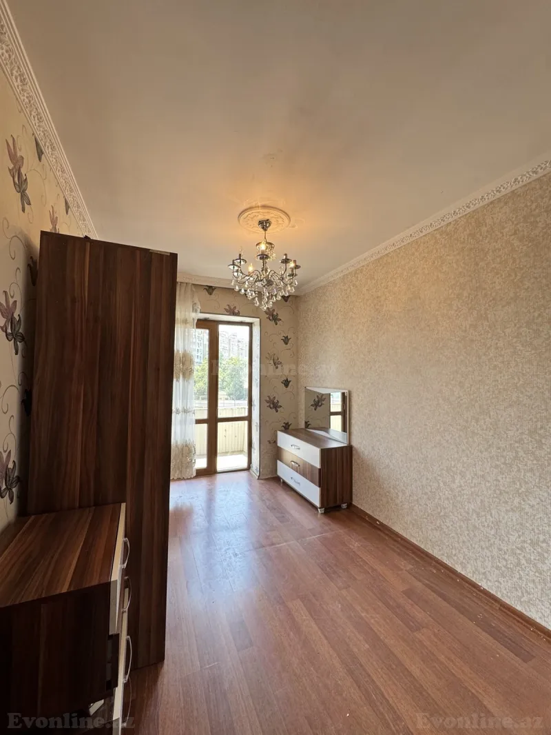 Kirayə verilir 3 otaqlı Mənzil Köhnə tikili 75 m² Yasamal r. - şəkil 10