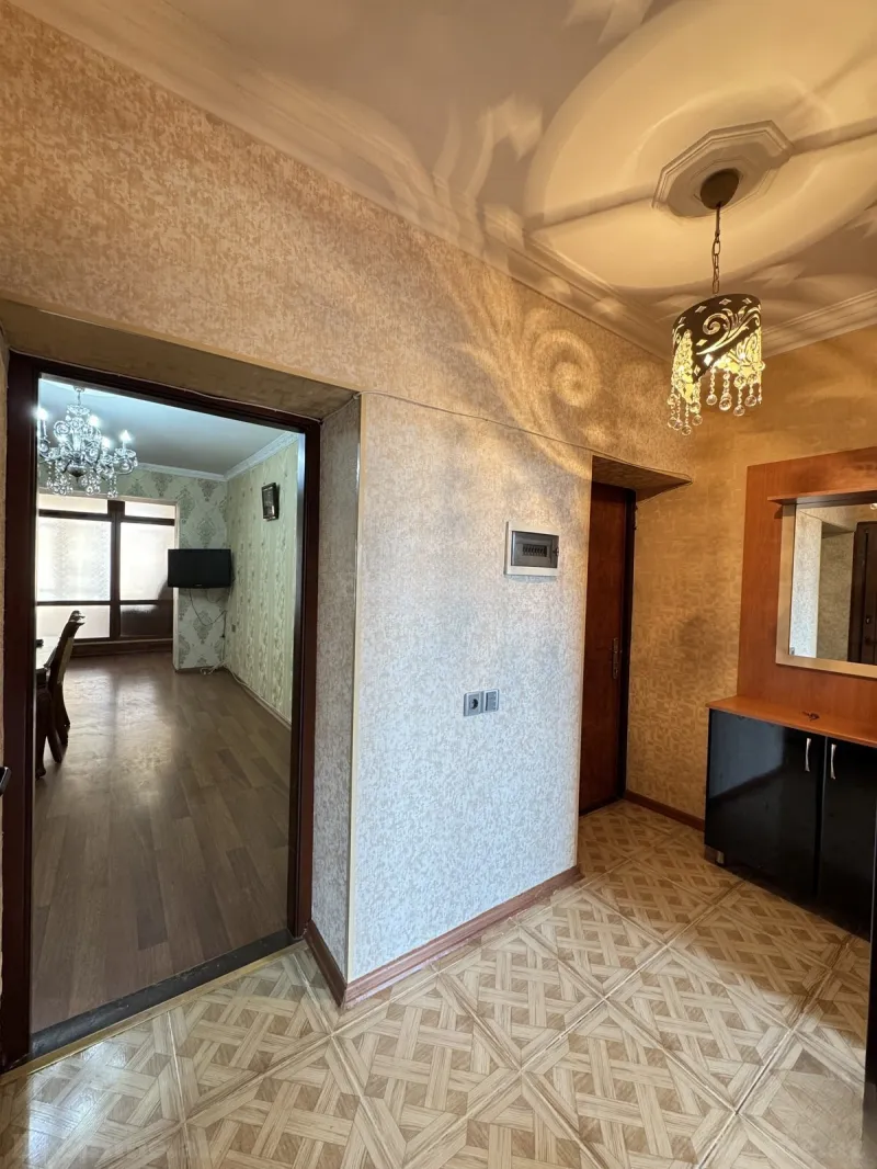 Kirayə verilir 3 otaqlı Mənzil Köhnə tikili 75 m² Yasamal r. - şəkil 11