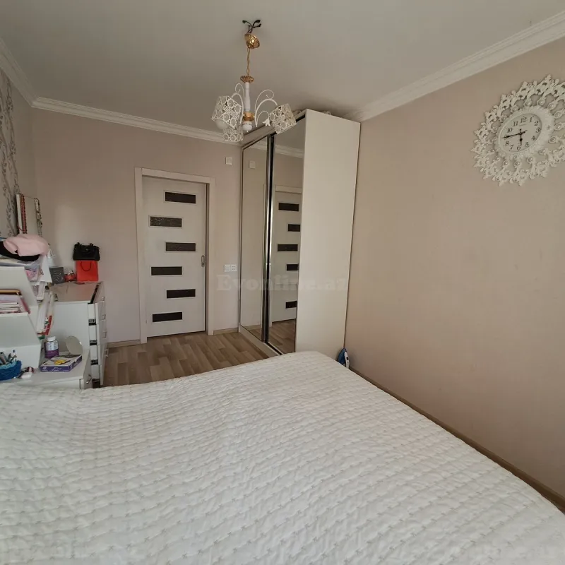 Satılır 2 otaqlı Mənzil Köhnə tikili 60 m² Neftçilər m. - şəkil 5