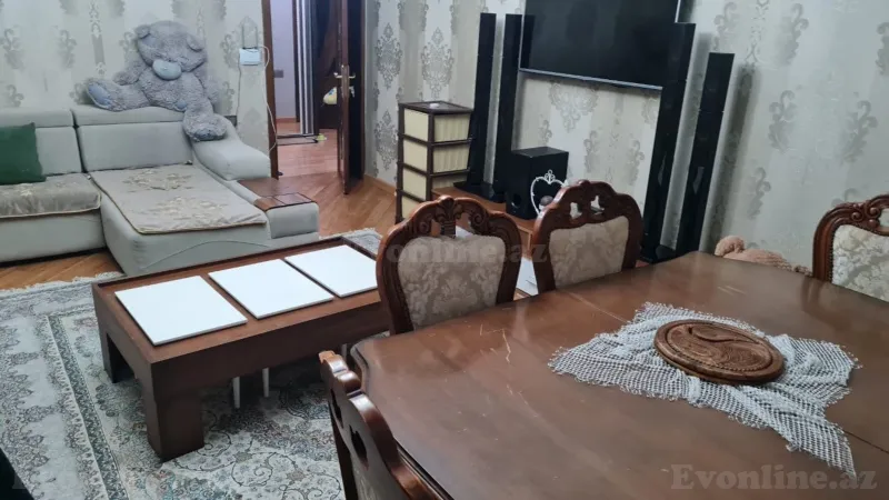 Kirayə verilir 4 otaqlı Mənzil Köhnə tikili 100 m² Sumqayıt
