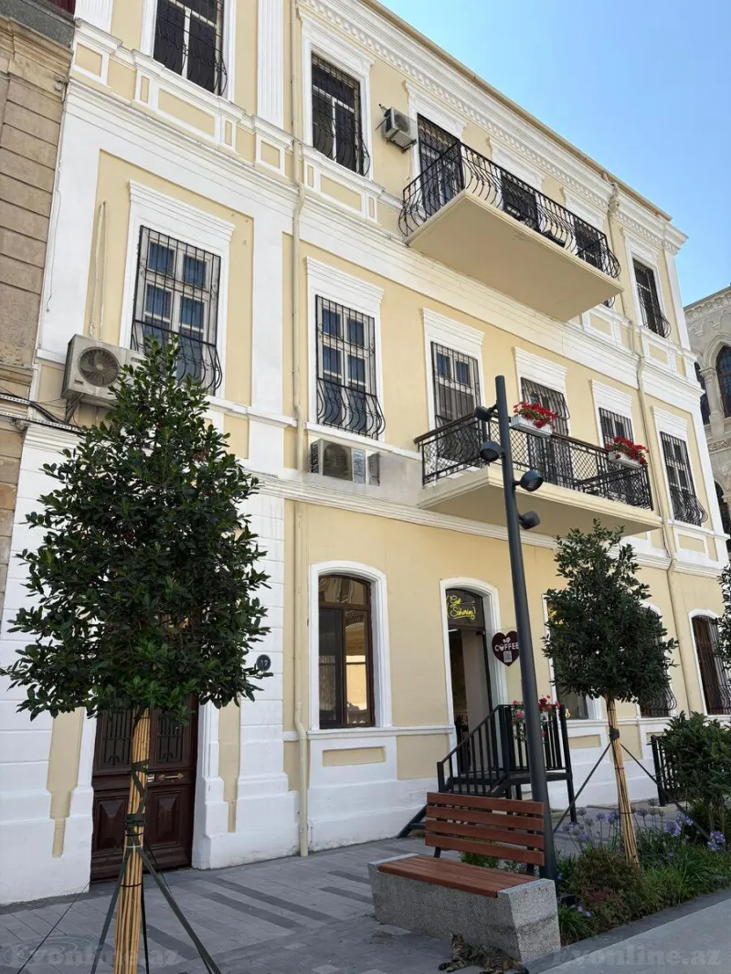 Kirayə verilir Obyekt 250 m² Səbail r.