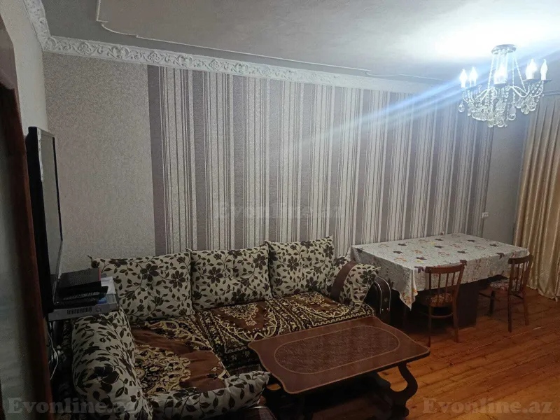 Kirayə verilir 2 otaqlı Mənzil Köhnə tikili 65 m² Neftçilər m. - şəkil 3